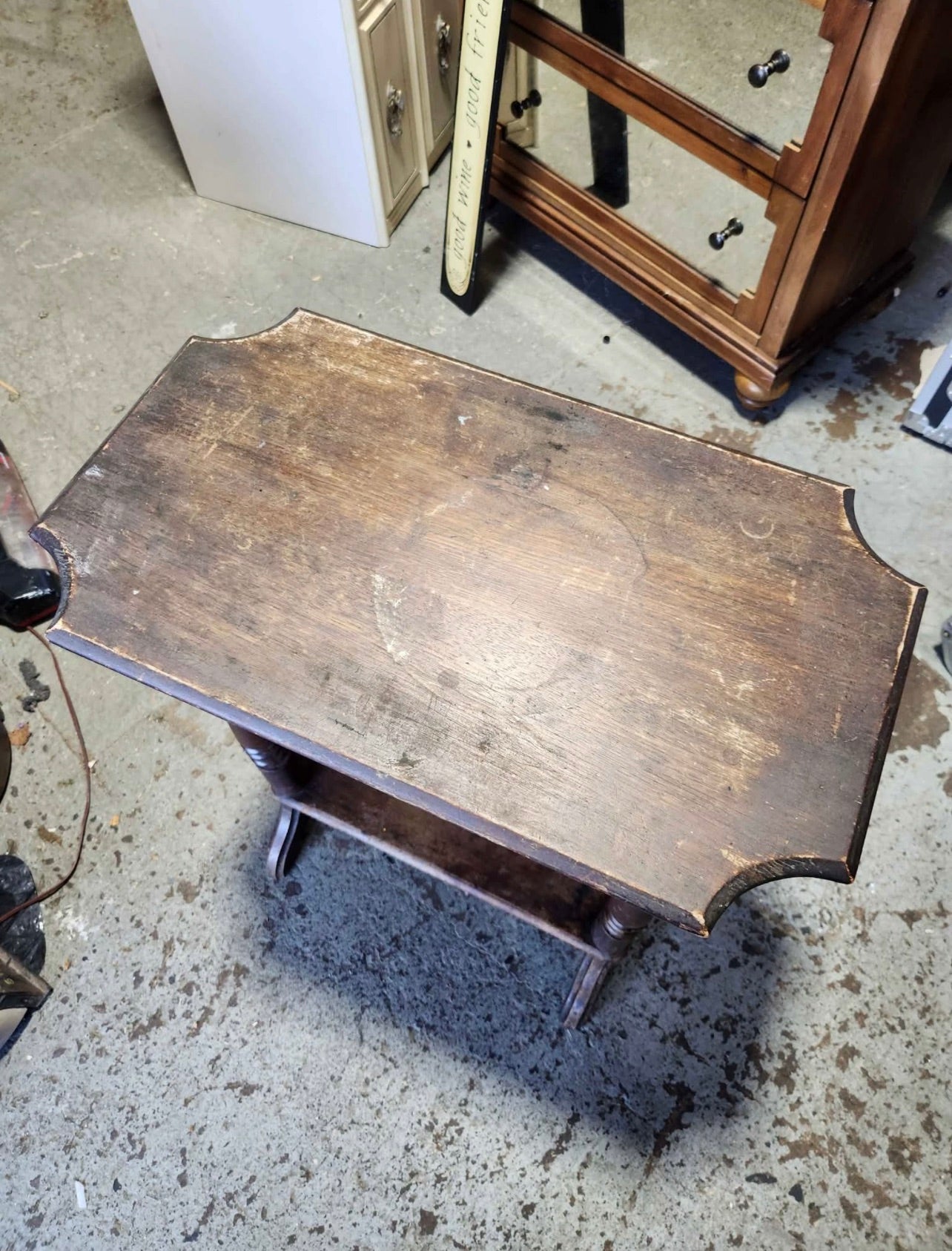 Customizable Victorian Spindle Leg Parlor Table