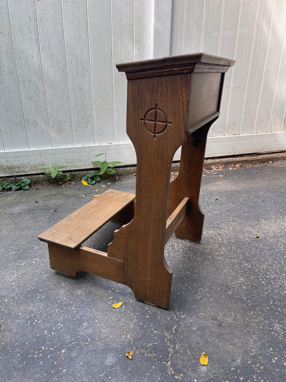 Customizable Vintage Oak Prie Dieu (Prayer Kneeler)