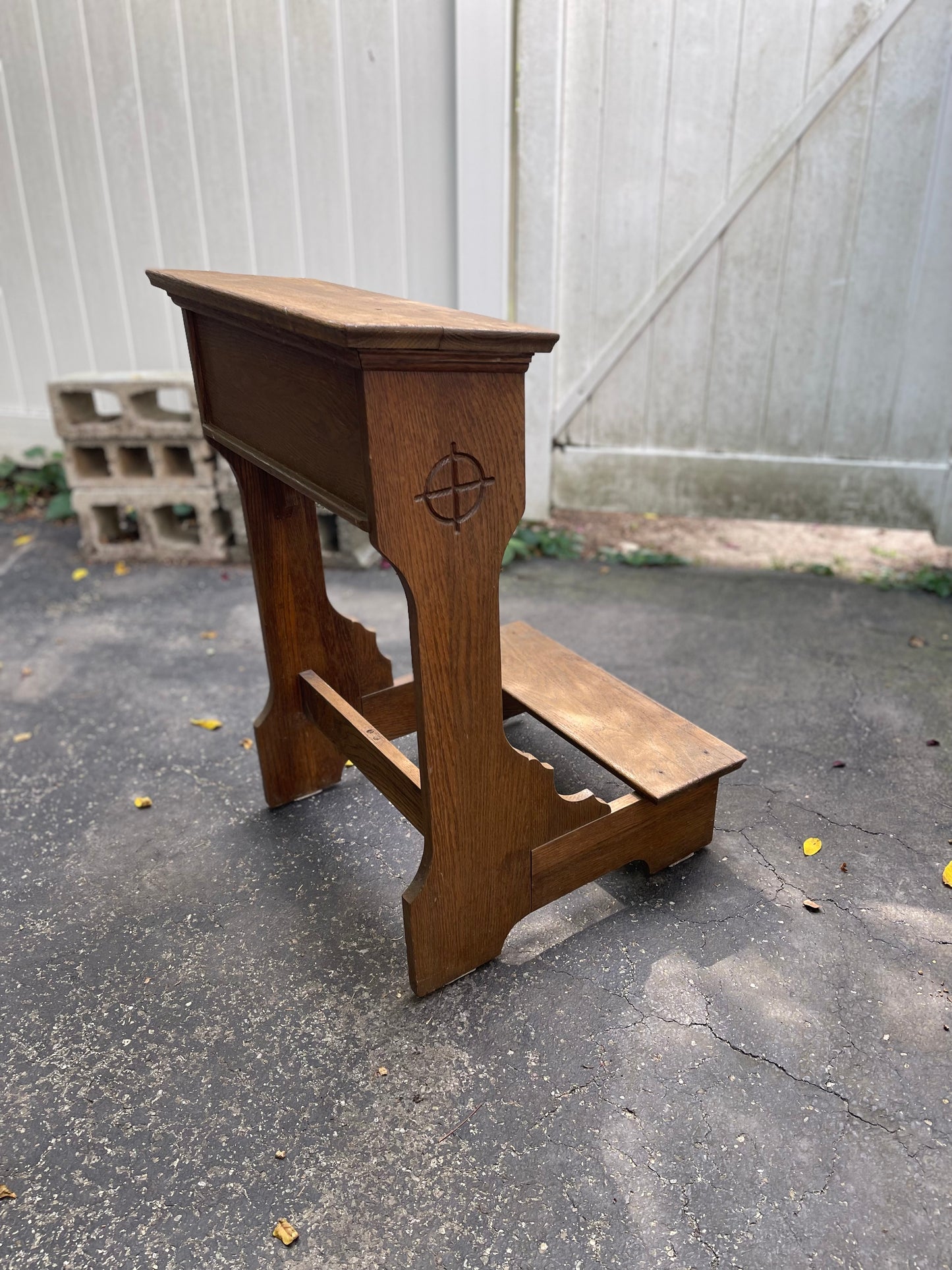 Customizable Vintage Oak Prie Dieu (Prayer Kneeler)