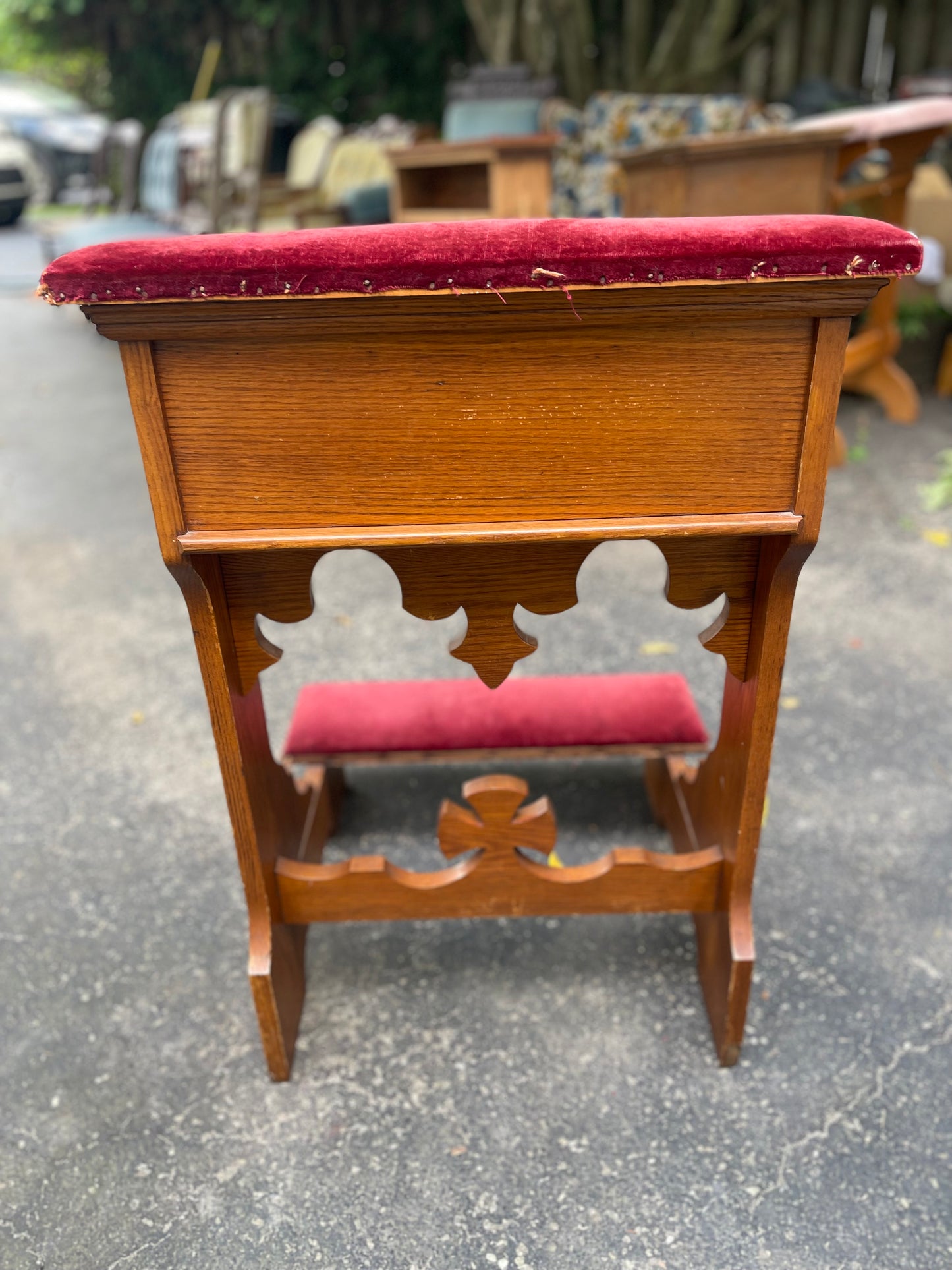 Customizable Antique Oak Prie Dieu